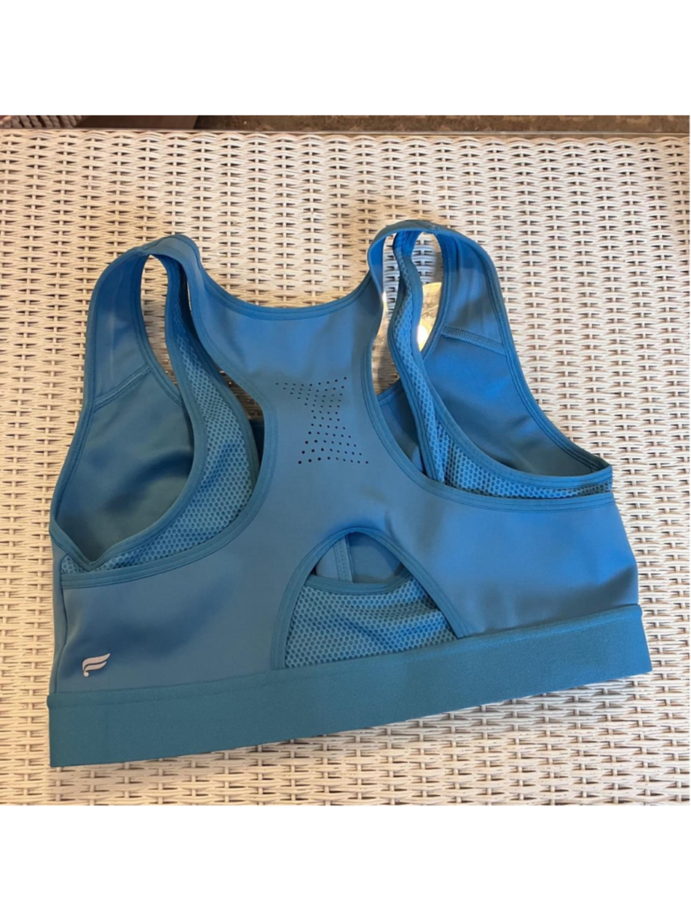 πβ¨ CHIC BLUE FRONT-ZIP SPORTS BRA β¨π - Picture 2 of 5